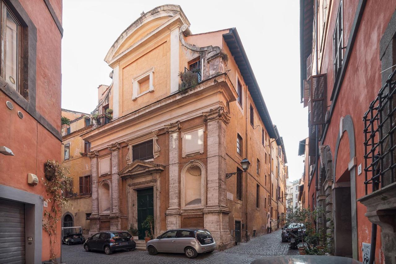 Apartamento Black White - Fromhometorome Roma